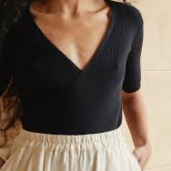 First Rite Crossover Sweater Black Size medium - Picture 3 of 5
